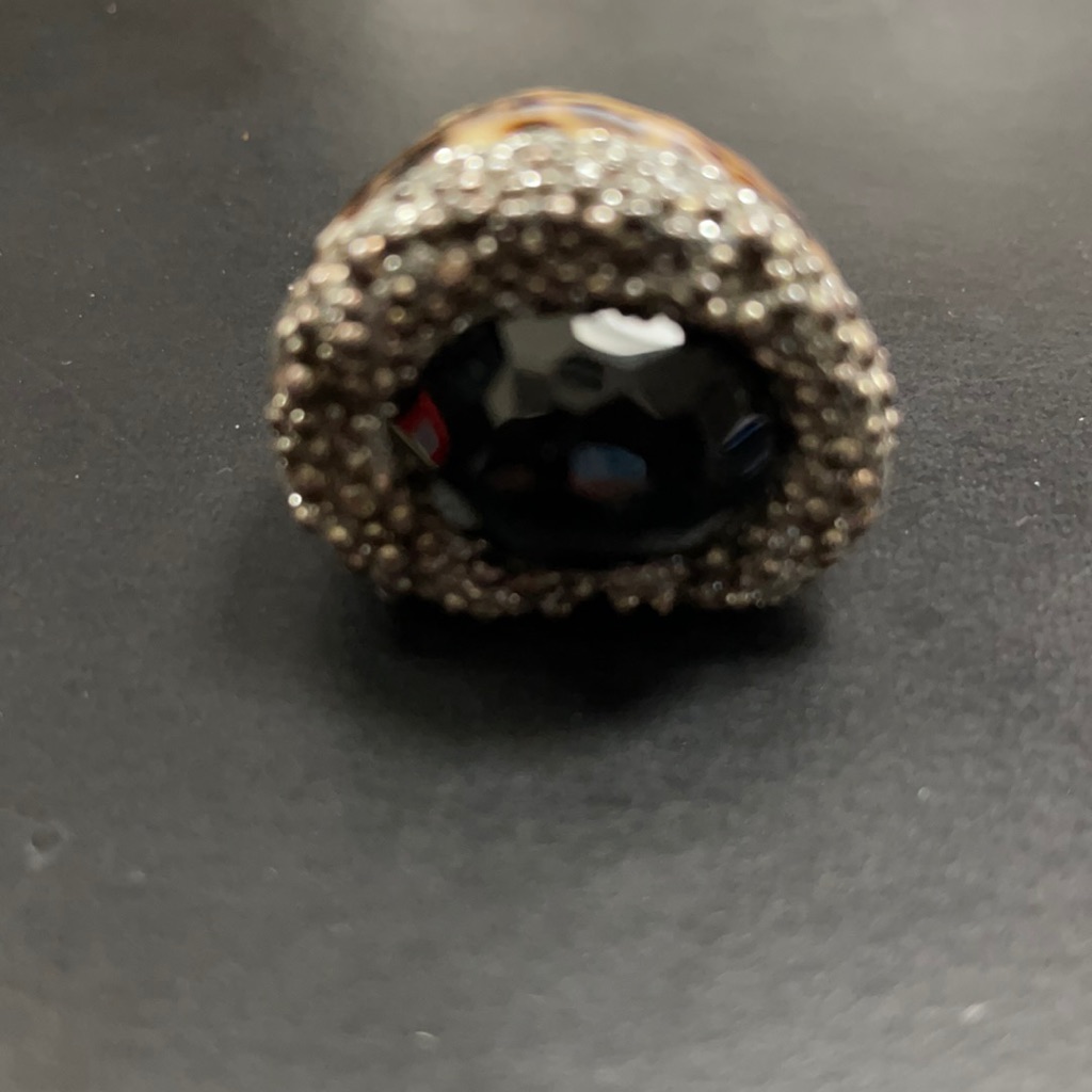 Shell Ring With Stone